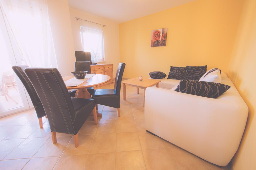 Apartments Meri Лижнян Номер фото