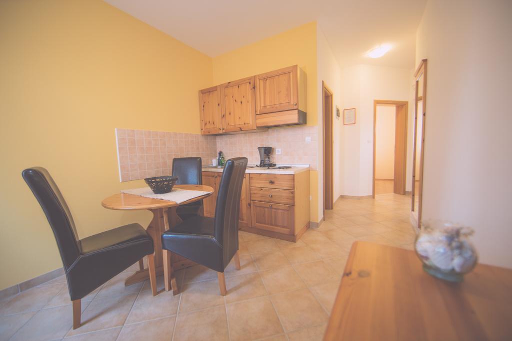 Apartments Meri Лижнян Номер фото