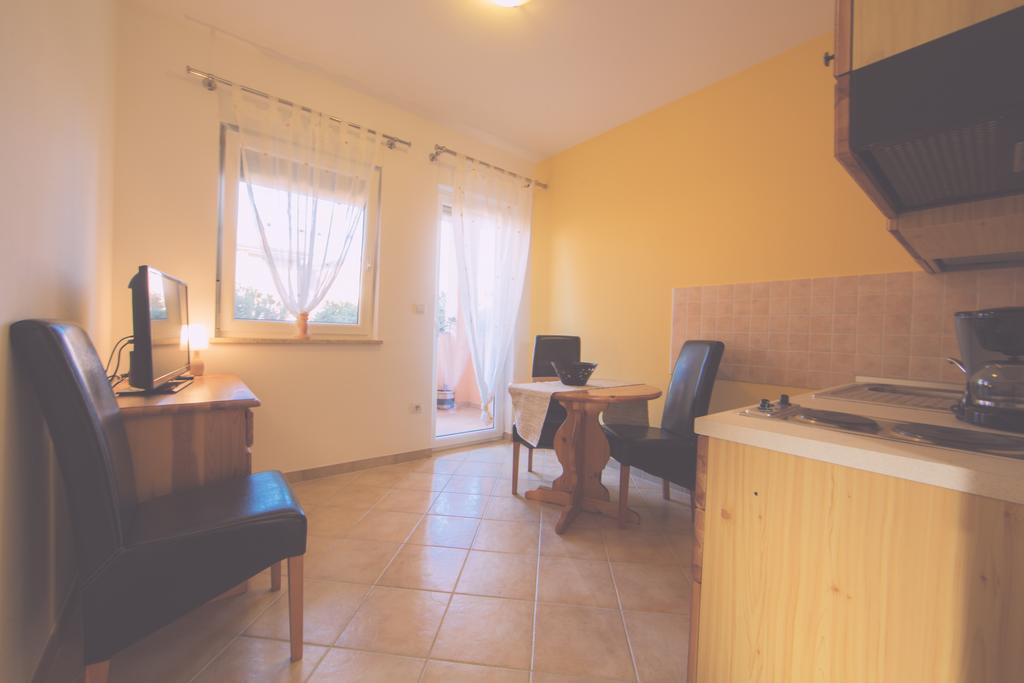 Apartments Meri Лижнян Номер фото