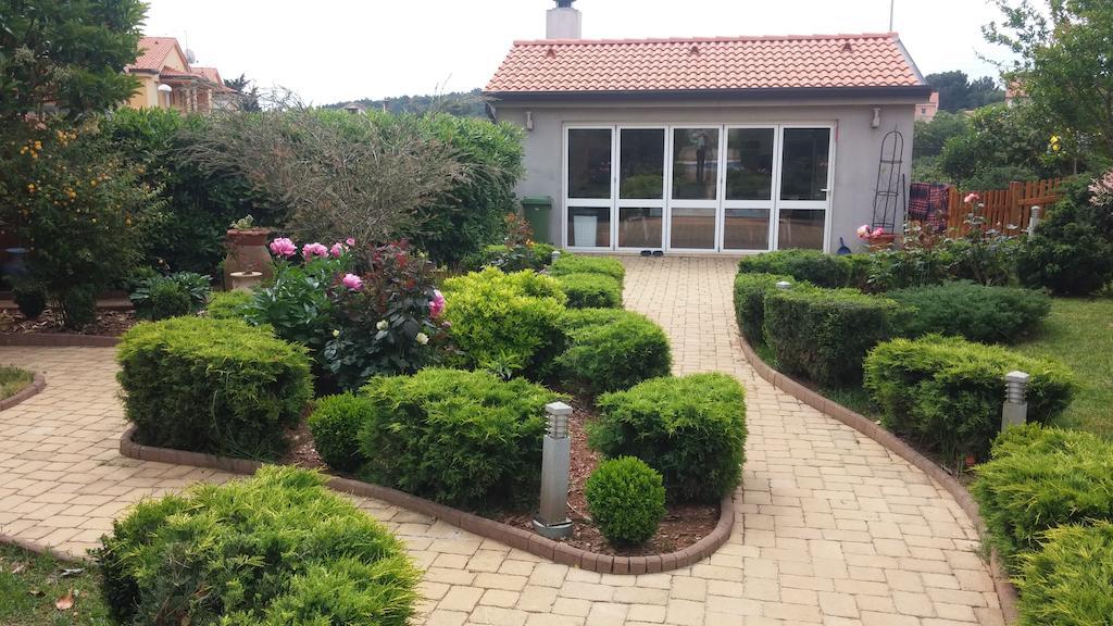 Apartments Meri Лижнян Экстерьер фото